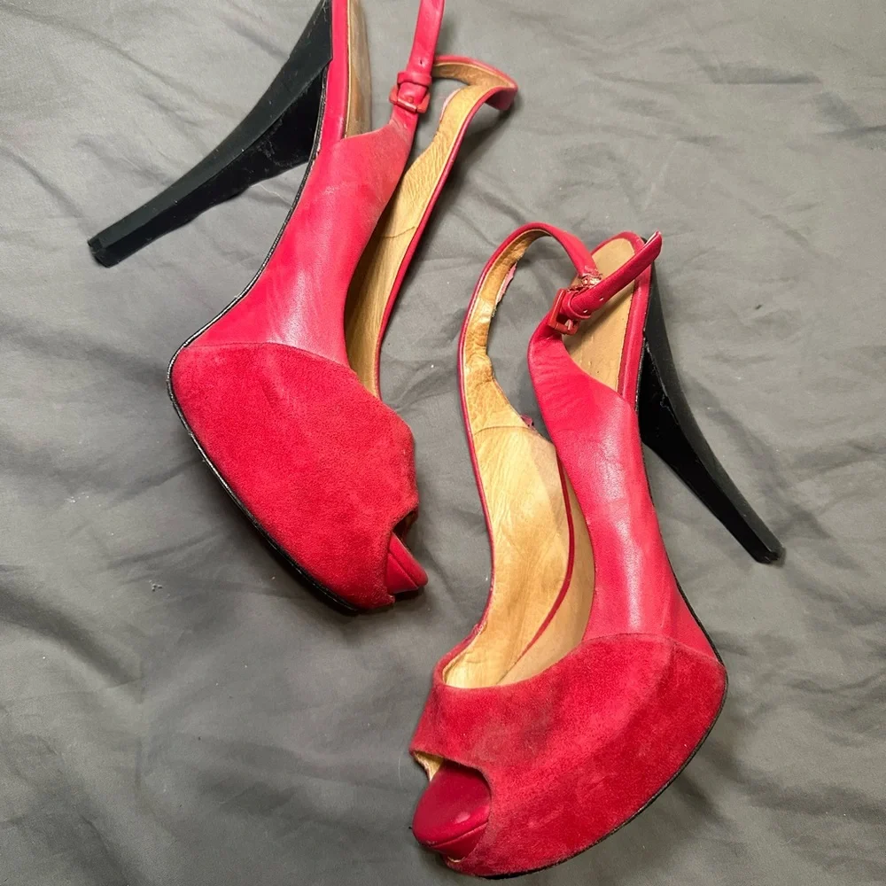 Red Heels - Picture 2 of 4